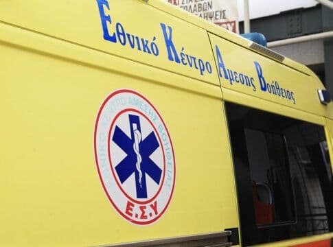 An ambulance, symbolizing the serious incidents and injuries that can occur in interactions with horses.