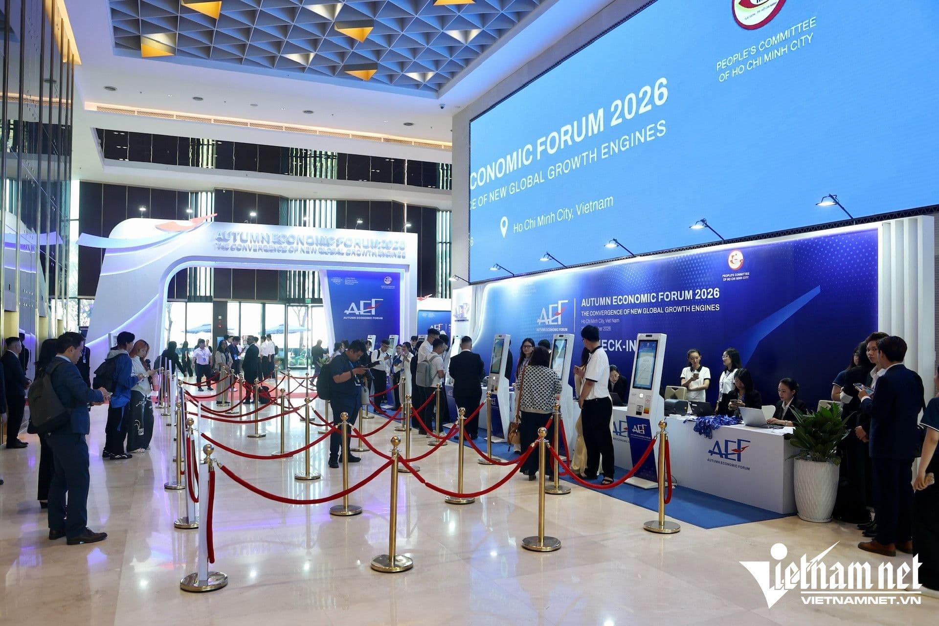 Attendees at the 2026 Autumn Economic Forum in Ho Chi Minh City, where infrastructure and logistics strategies for agricultural exports were discussed.