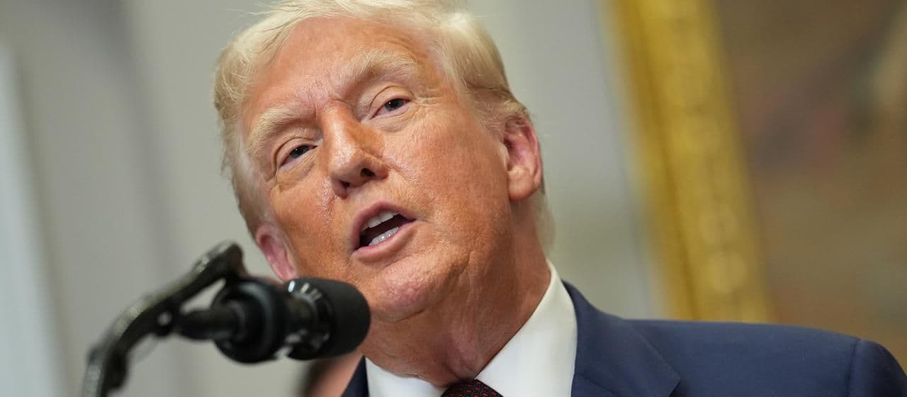 Donald Trump s'exprimant sur sa politique douanière et économique