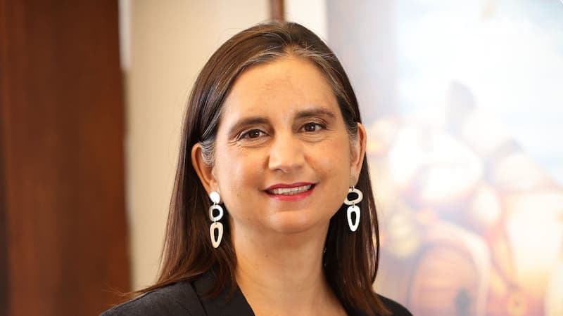 Ignacia Fernández, nouvelle Ministre de l'Agriculture du Chili, souriante.