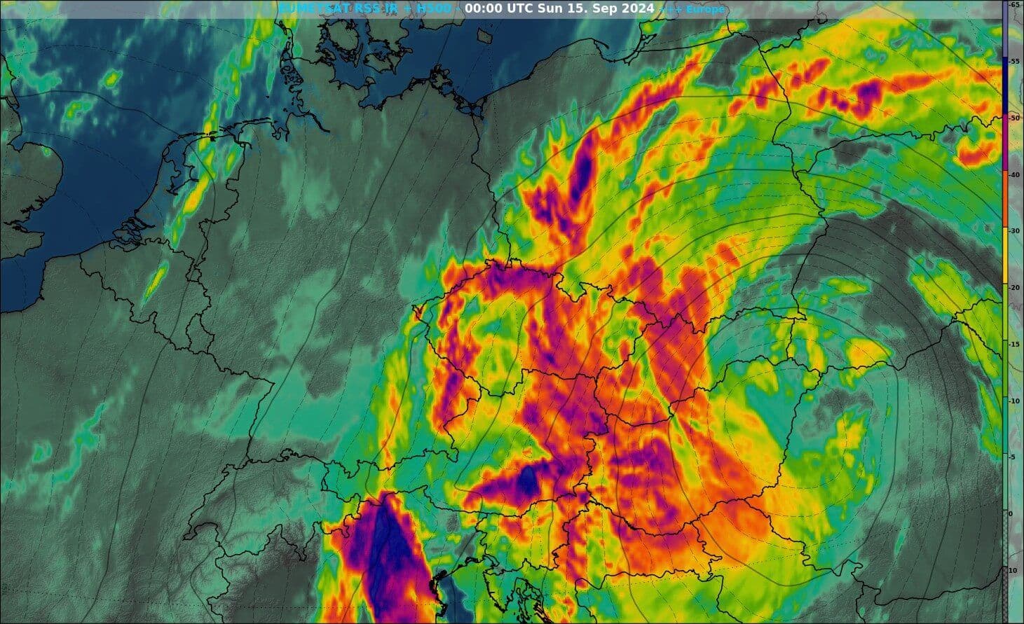 Image satellite montrant un vaste système de fortes pluies et d'orages au-dessus de l'Europe centrale, illustrant un événement passé.