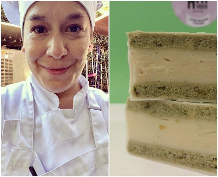 La pâtissière Ana Vedia et sa création d'alfajor pistache-matcha, illustrant l'innovation qui stimule la demande.