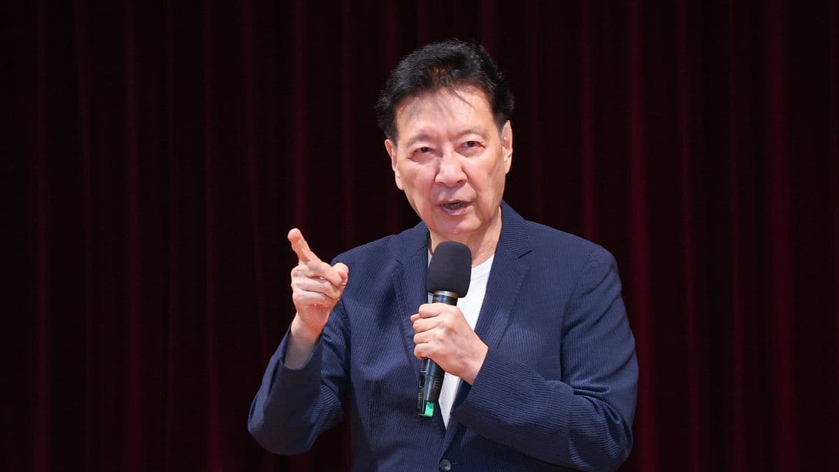 L'ancien président de la BCC, Zhao Shaokang, discutant des chiffres potentiels des droits de douane pour Taïwan.