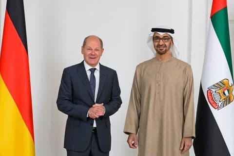 Le chancelier allemand Olaf Scholz, représentant les préoccupations politiques et les contestations liées au projet énergétique polonais.