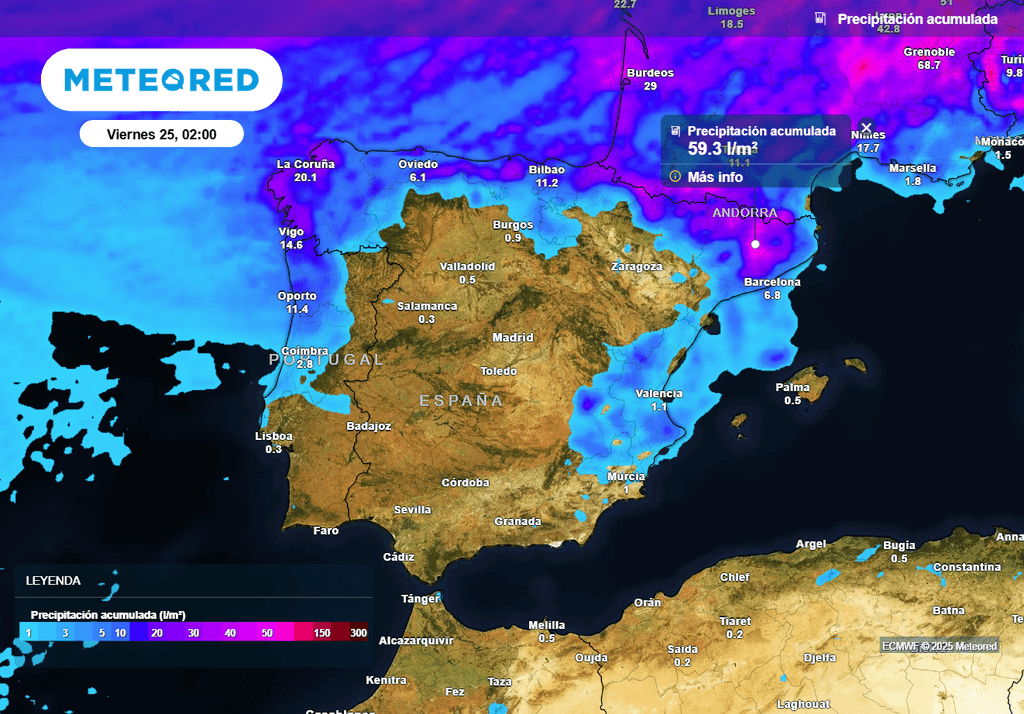Mapa de precipitación acumulada sobre España, destacando las lluvias intensas en la fachada atlántica y el norte, reflejando el impacto regional de la vaguada.