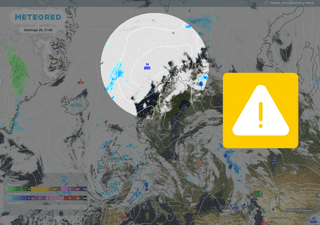 Mapa meteorológico con un anticiclón anómalo sobre el Mar de Noruega, ilustrando cómo los sistemas de alta presión pueden influir en los patrones climáticos de verano en España.