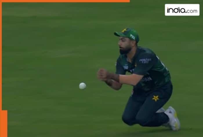 Pakistani fielder Hussain Talat attempting to catch a cricket ball, representing the crucial dropped catch of Sanju Samson in the Asia Cup 2025 final.