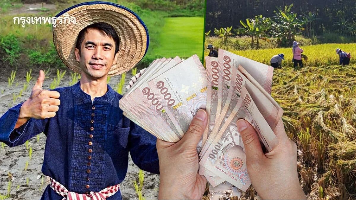 Un riziculteur thaïlandais souriant avec des billets de baht et un pouce levé, symbolisant l'aide financière pour l'agriculture.