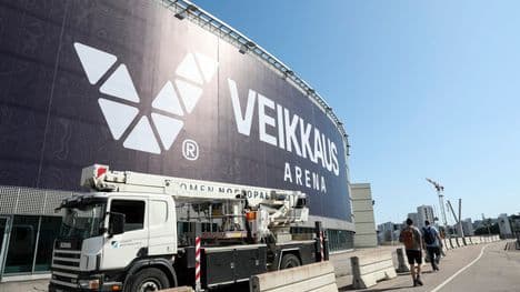 Veikkaus Areenan ulkokuva, symboloiden Jokerit-joukkueen ja Mestiksen ammattimaistumista.