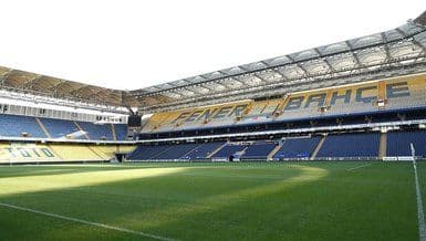 Vue intérieure du stade de Fenerbahçe, emblème du partenariat avec Chobani.