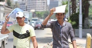 Weather map of Egypt displaying high temperature forecasts for different cities during a heatwave.